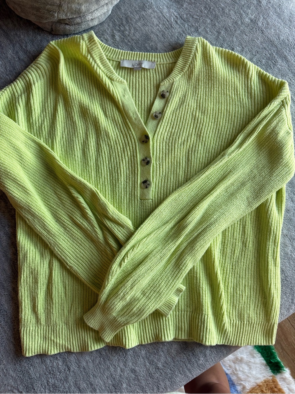 LOFT Neon Lime V‑Neck Ribbed Henley Sweater